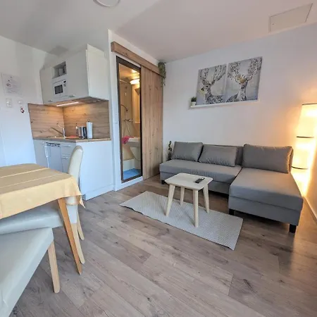 See 12 - Wunderschoenes Appartement Mit Balkon Und Seezugang アパート ザンクト・カンツィアン